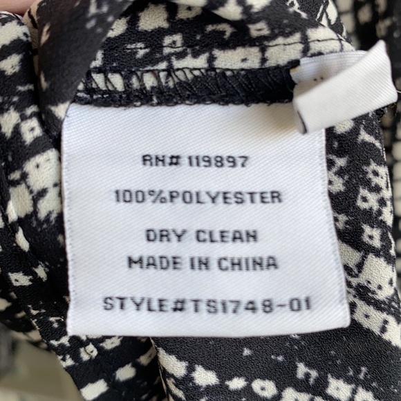 The Impeccable Pig Blouse - Picture 4 of 4